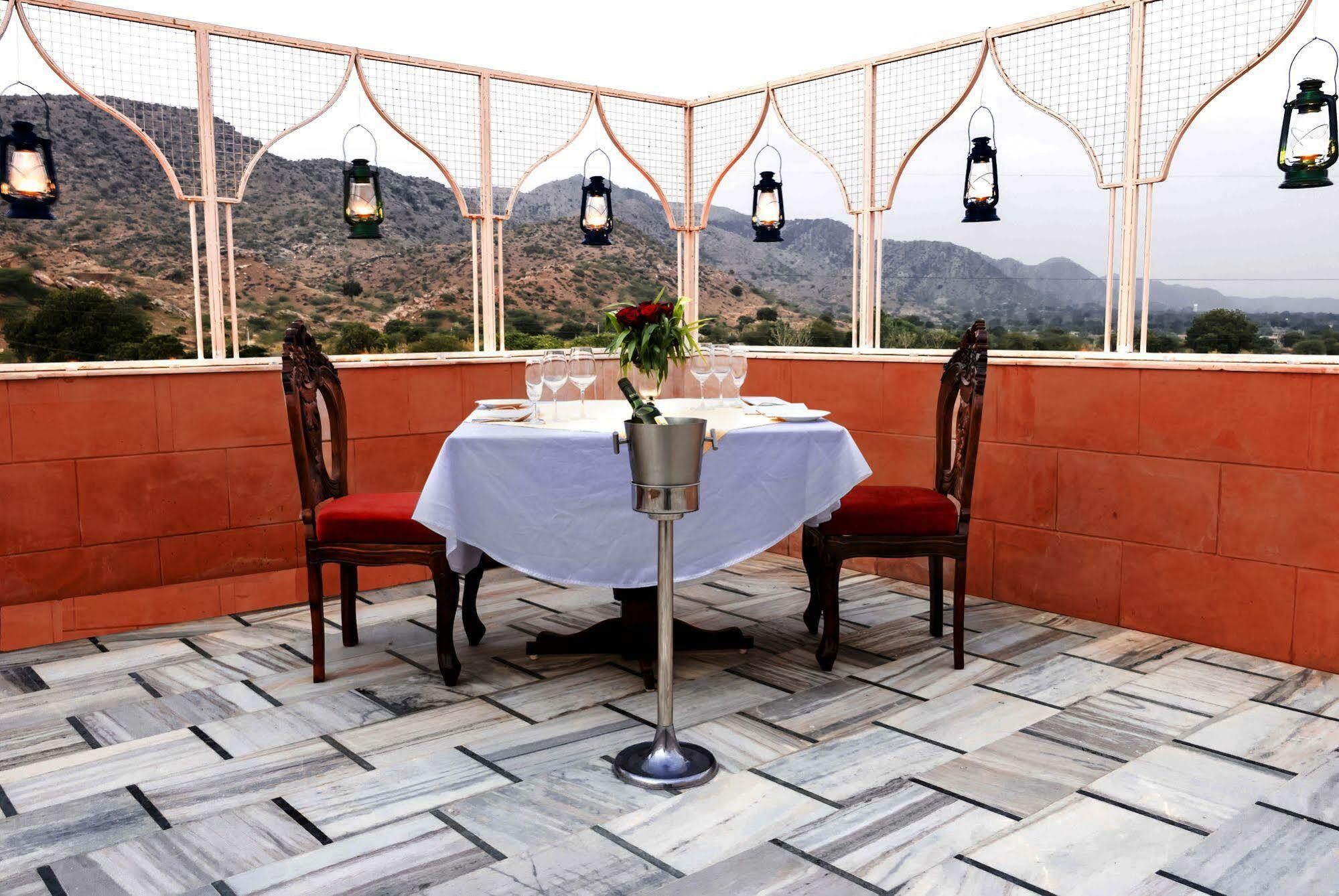 Pratap Mahal Pushkar Ihcl Seleqtion Otel Dış mekan fotoğraf