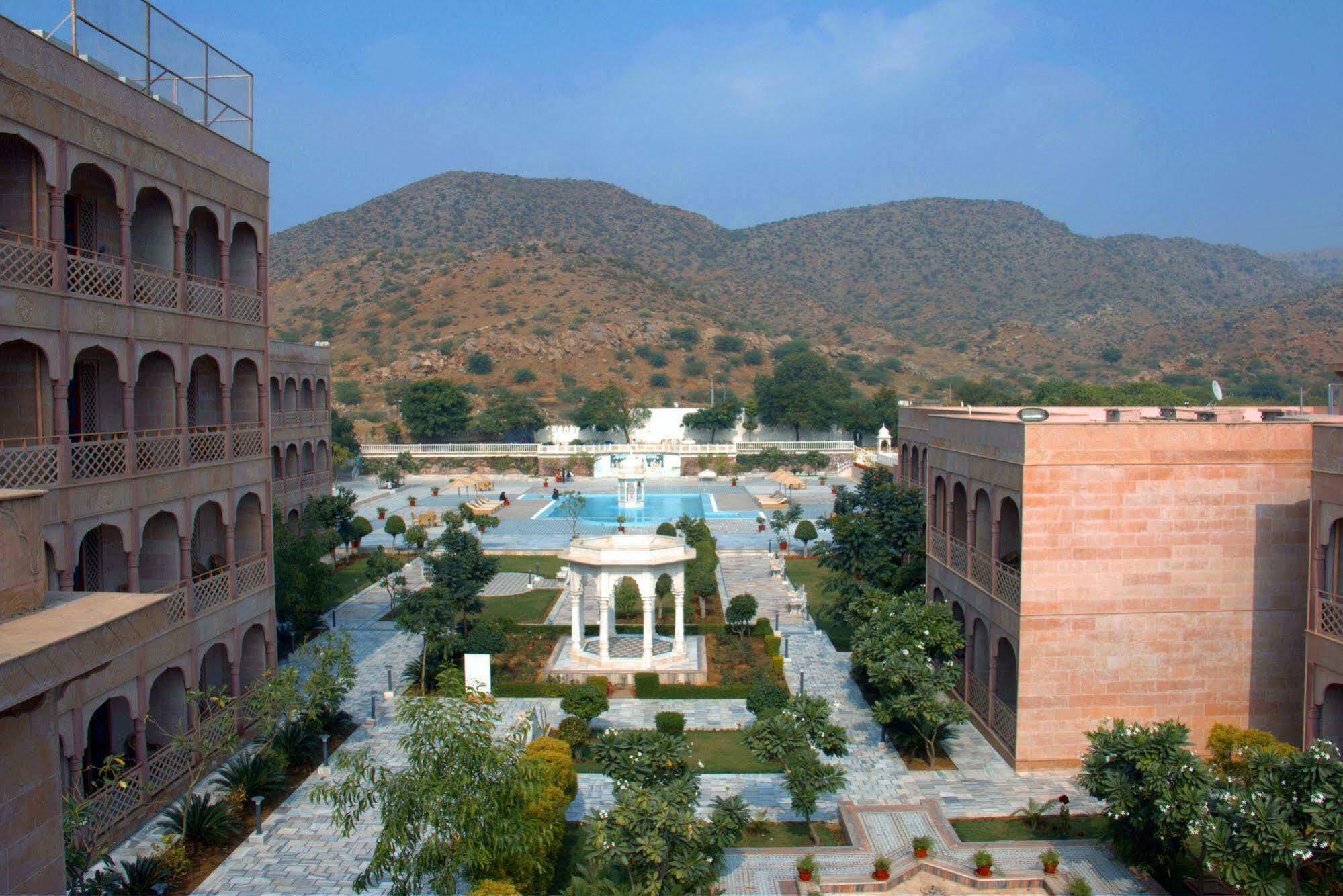 Pratap Mahal Pushkar Ihcl Seleqtion Otel Dış mekan fotoğraf