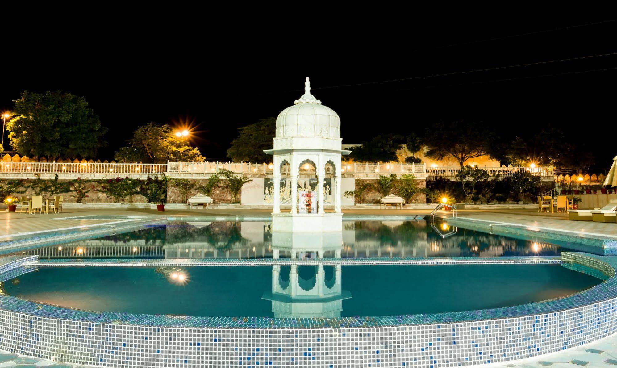 Pratap Mahal Pushkar Ihcl Seleqtion Otel Dış mekan fotoğraf